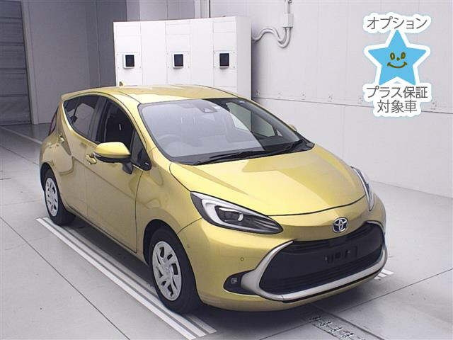 TOYOTA AQUA 2022