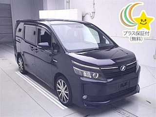 TOYOTA VOXY 2014