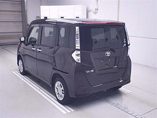 TOYOTA TANK 2020
