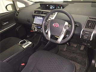 TOYOTA PRIUS ALPHA 2020