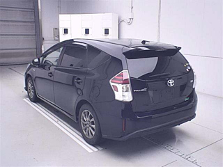 TOYOTA PRIUS ALPHA 2020