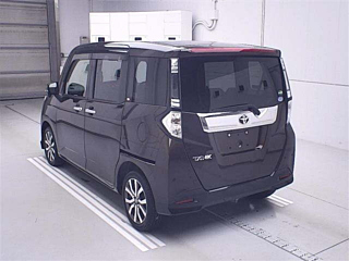 TOYOTA TANK 2017