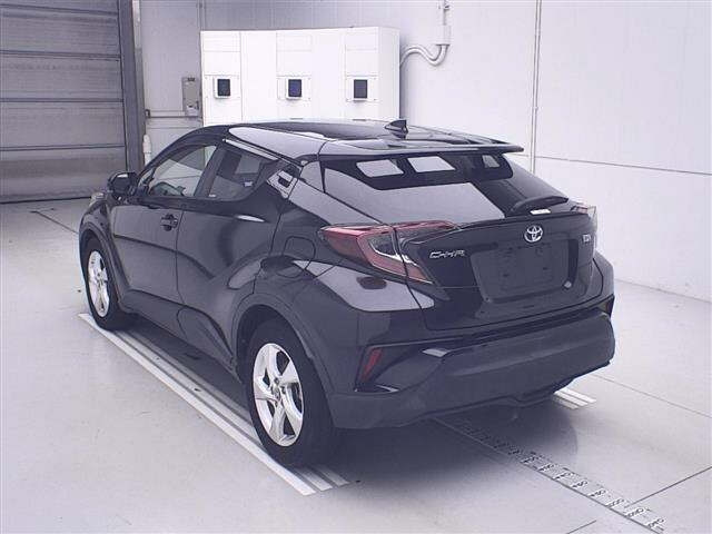 TOYOTA C-HR 2018