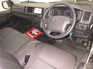 TOYOTA HIACE VAN 2014