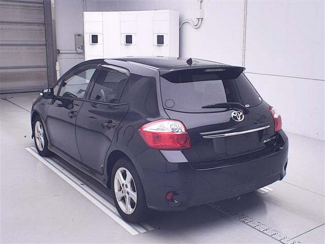 TOYOTA AURIS 2010