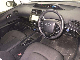 TOYOTA PRIUS 2020