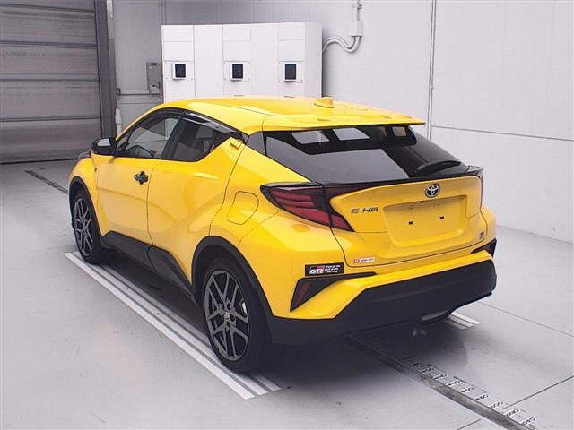 TOYOTA C-HR 2022