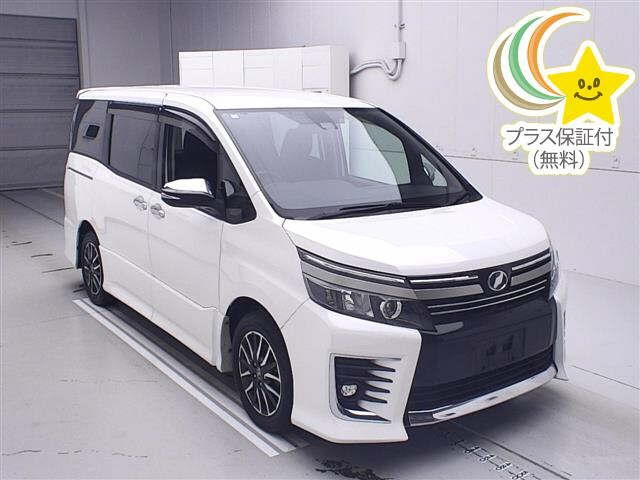 TOYOTA VOXY 2016