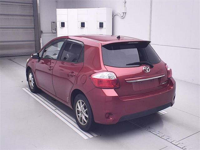 TOYOTA AURIS 2010