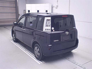 TOYOTA SIENTA 2015