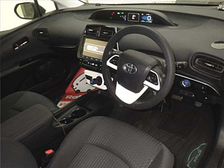 TOYOTA PRIUS 2016