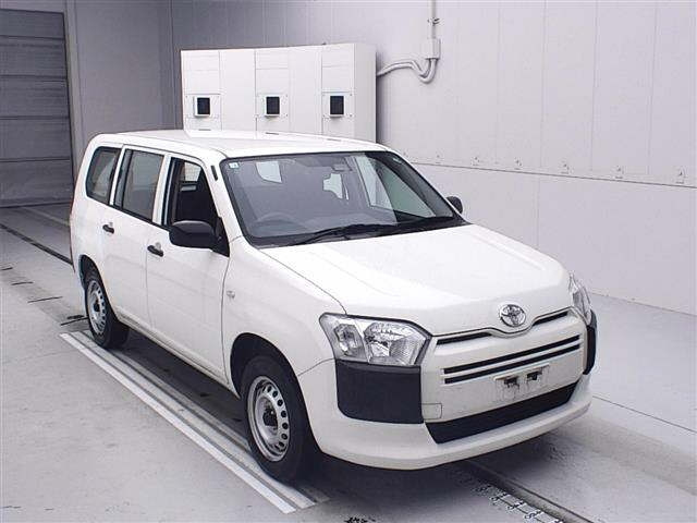 TOYOTA PROBOX 2020