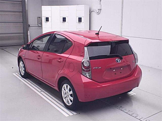 TOYOTA AQUA 2014