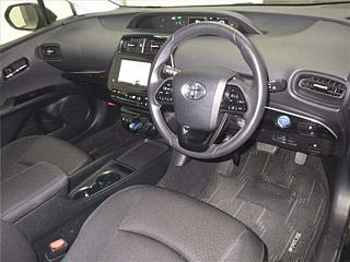 TOYOTA PRIUS 2019