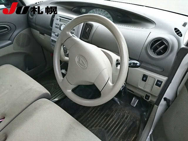 DAIHATSU TANTO 2009