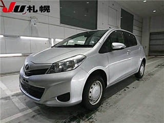 TOYOTA VITZ 2014