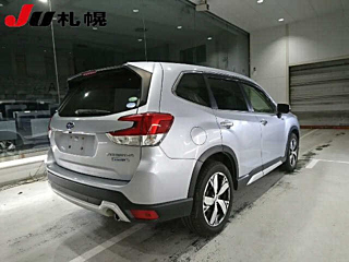 SUBARU FORESTER 2019