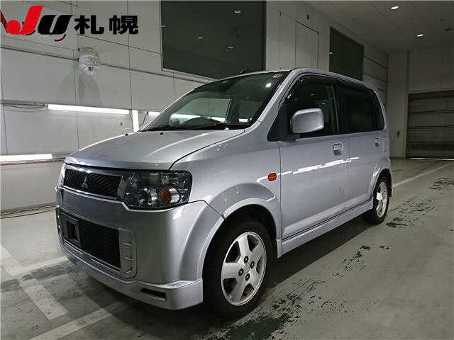 MITSUBISHI EK SPORTS 2010