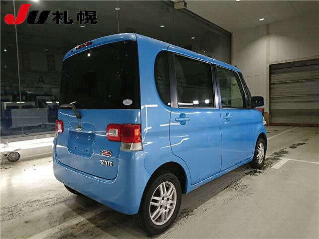 DAIHATSU TANTO 2008