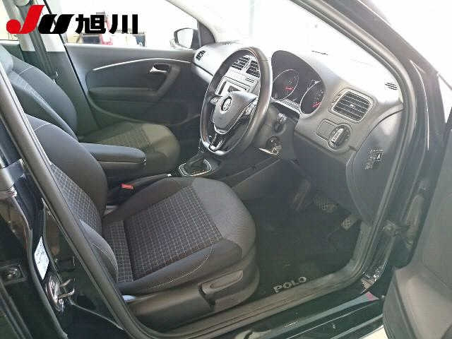 VOLKSWAGEN POLO 2017