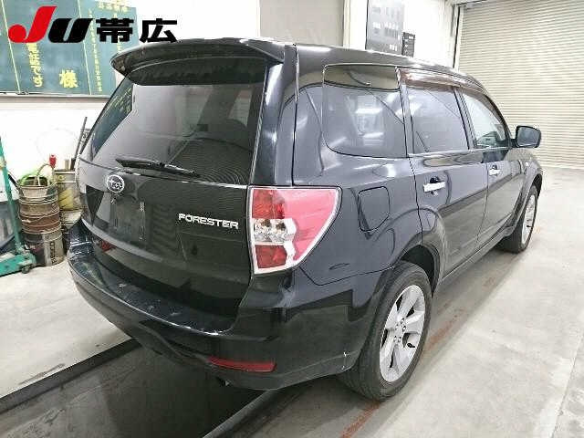 SUBARU FORESTER 2010