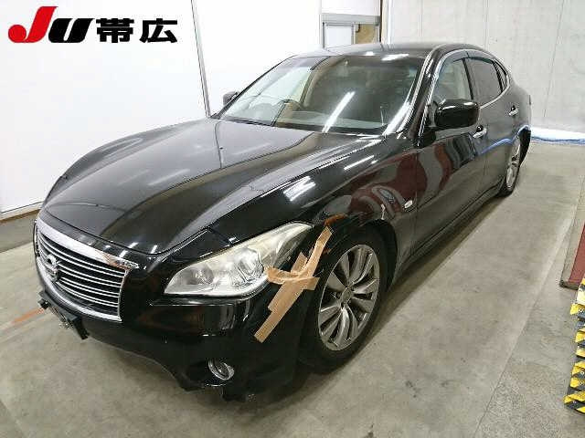 NISSAN FUGA 2013