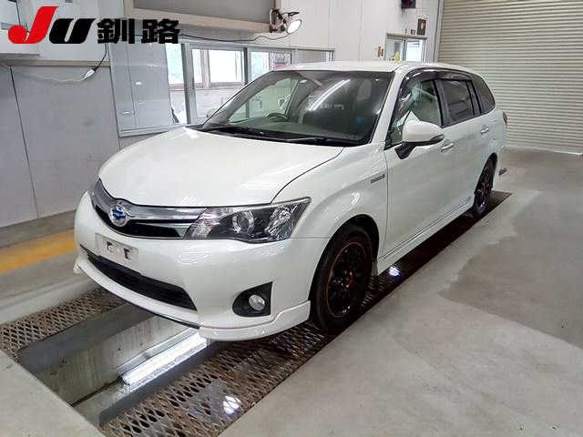 TOYOTA COROLLA FIELDER 2014