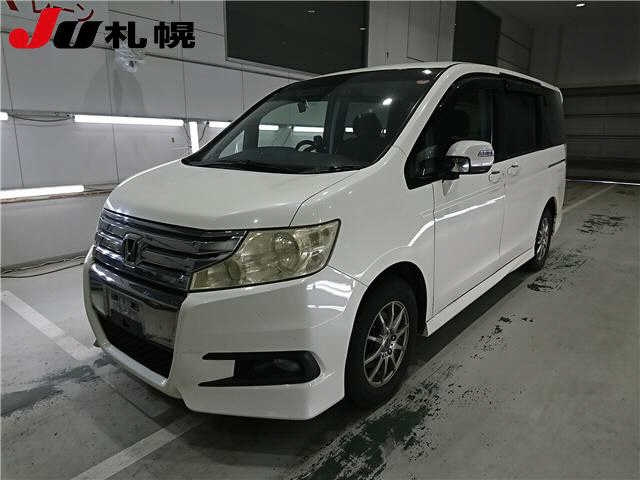 HONDA STEP WAGON 2011