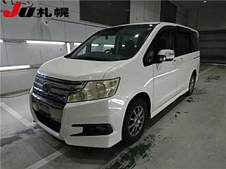 HONDA STEP WAGON 2011