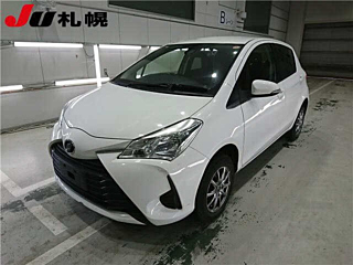 TOYOTA VITZ 2018