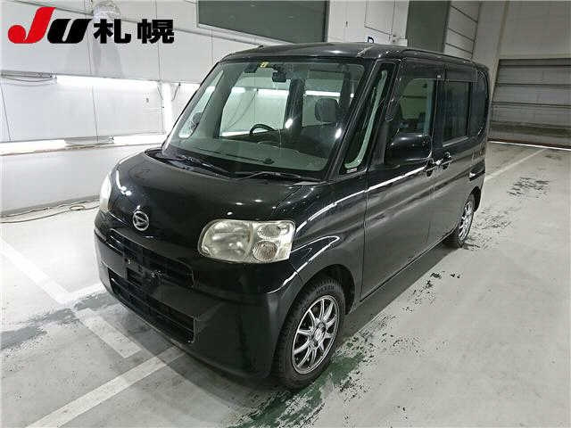 DAIHATSU TANTO 2011