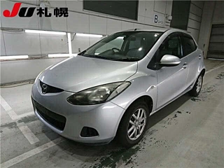 MAZDA DEMIO 2010