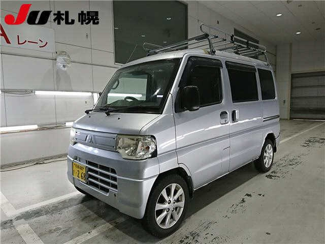MITSUBISHI MINICAB VAN 2013