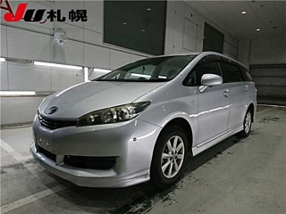 TOYOTA WISH 2010