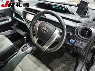 TOYOTA AQUA 2012