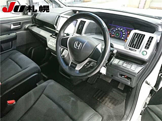 HONDA STEP WAGON 2012