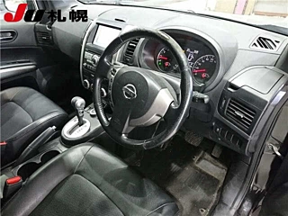 NISSAN X-TRAIL 2010