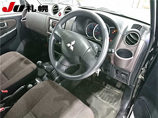 MITSUBISHI PAJERO MINI 2010