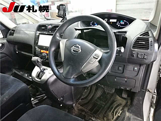 NISSAN SERENA 2014