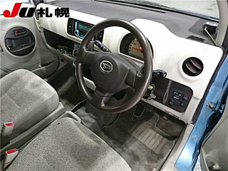 DAIHATSU BOON 2010