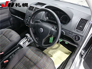VOLKSWAGEN POLO 2008