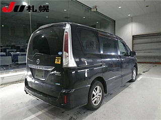 NISSAN SERENA 2011