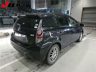 TOYOTA AQUA 2012