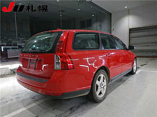 VOLVO V50 2010