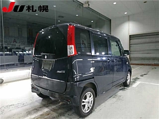 SUZUKI PALETTE 2010