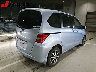 HONDA FREED 2009