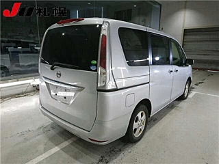 NISSAN SERENA 2013