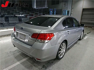 SUBARU LEGACY B4 2009