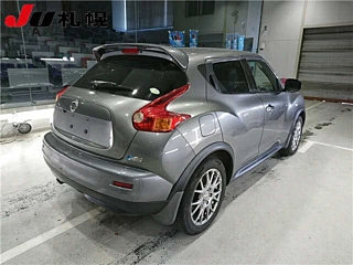 NISSAN JUKE 2010