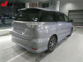 TOYOTA ESTIMA 2012